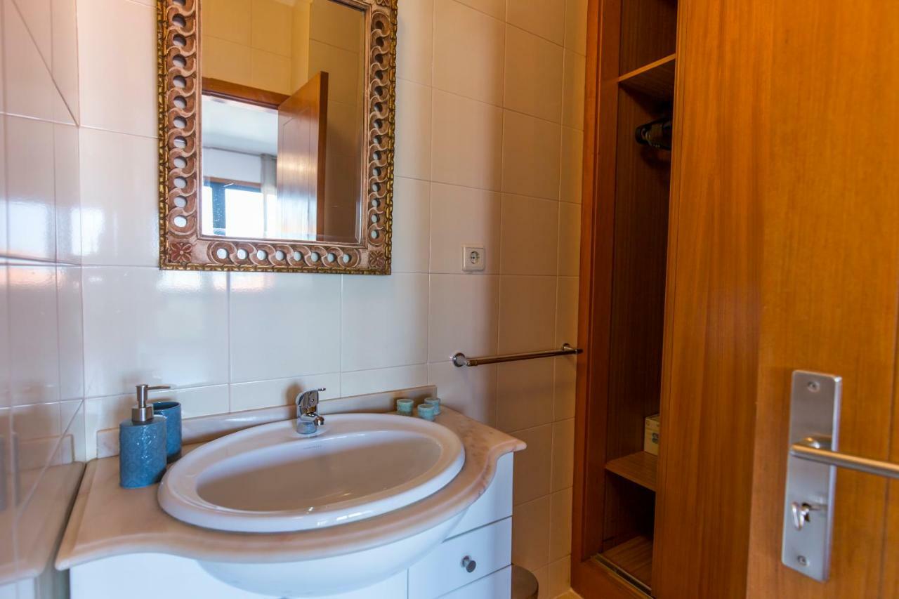 Sunset Relaxing Apt With Terrace, Parking & Bikes Porto Luaran gambar
